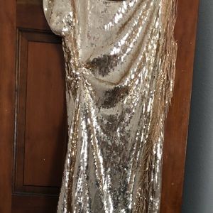 Gold, medium, 1920s style